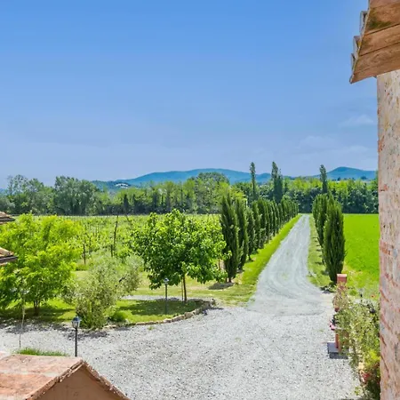 Podere La Querciola Apartment *