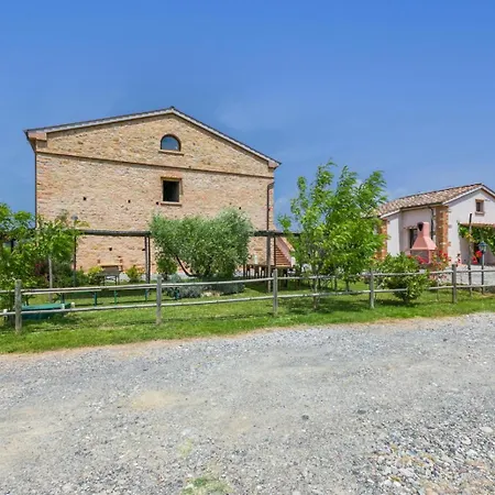 Podere La Querciola Apartment *