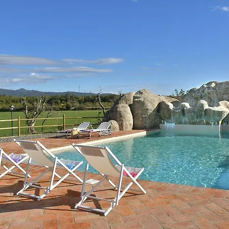 Podere La Querciola Apartmán *